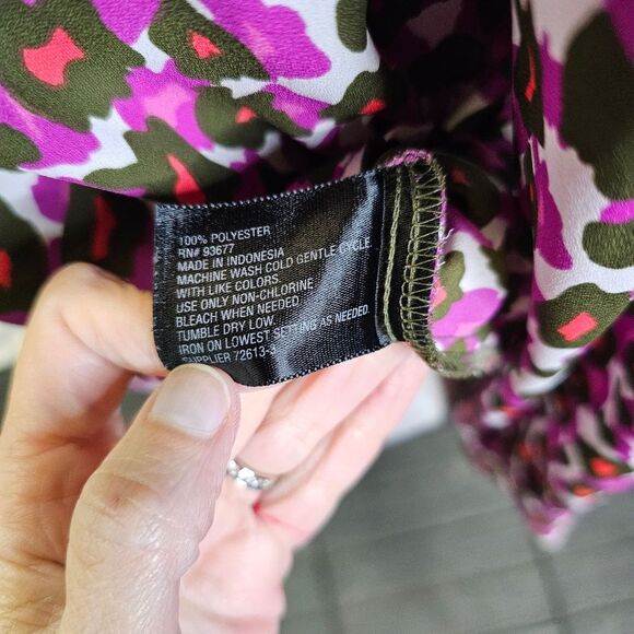 Worthington Purple Leopard Print Button Front Blouse Size Small - Picture 5 of 7